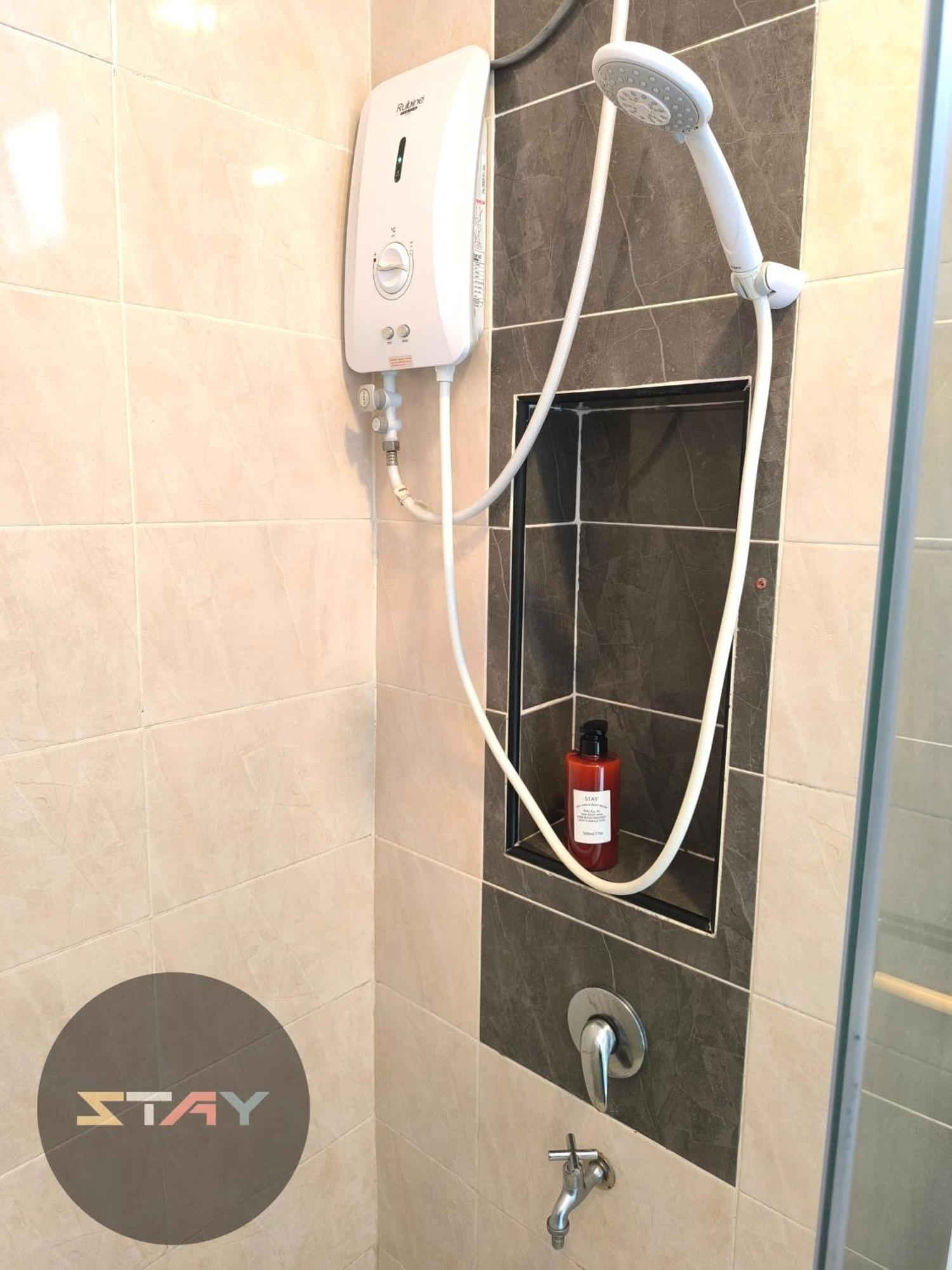 Platino 4Bedrooms Paradigm Mall Netflix By Stay Johor Bahru Exterior photo